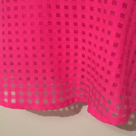 Vibrant Pink GB Peplum Tank Top - Picture 4 of 5